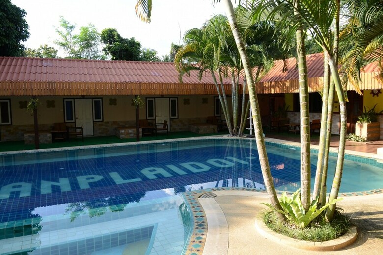 Hotel Baanplaidoi Resort