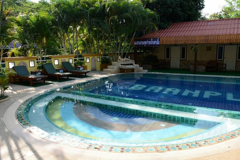 Hotel Baanplaidoi Resort