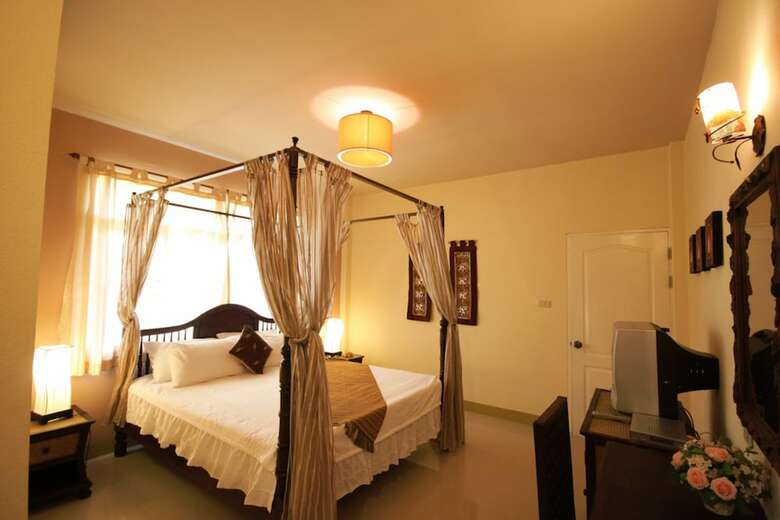 Hotel Baanplaidoi Resort