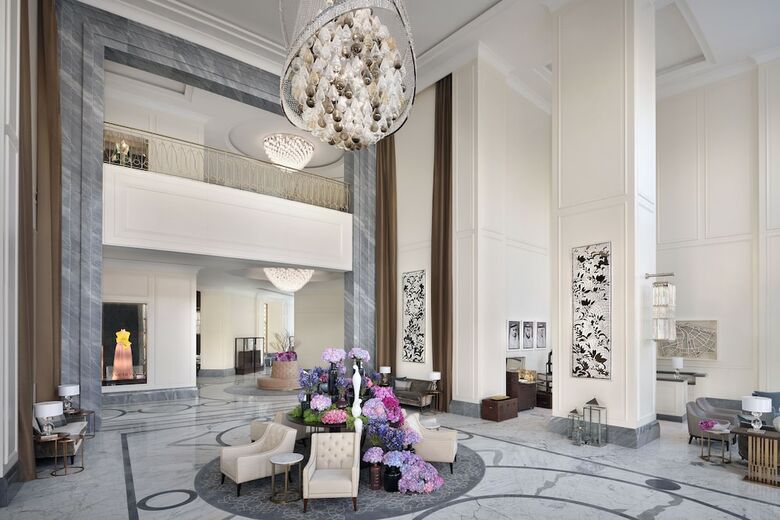 Hotel Address Boulevard