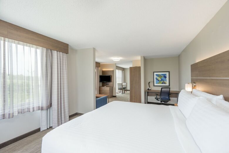 Holiday Inn Express Hotel & Suites Frankfort