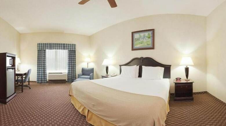 Holiday Inn Express Hotel & Suites Frankfort