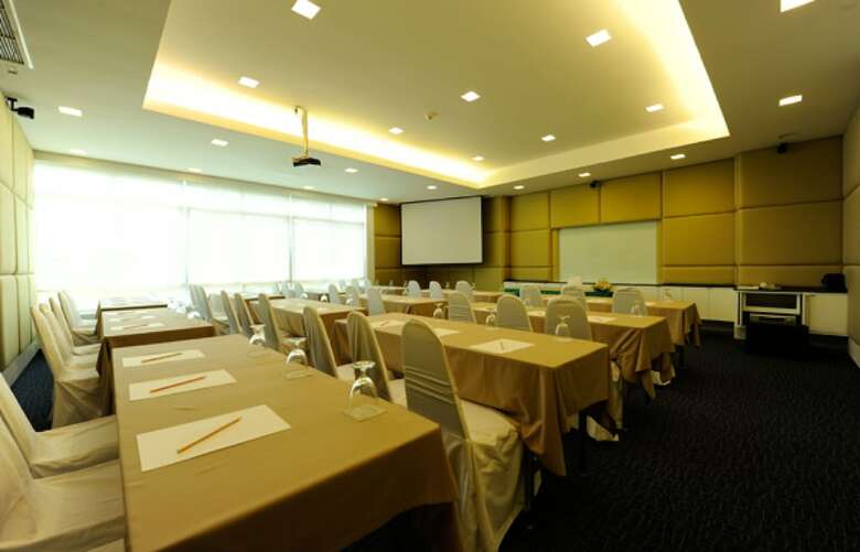 Aparthotel Jasmine Resort Hotel & Serviced Apartment