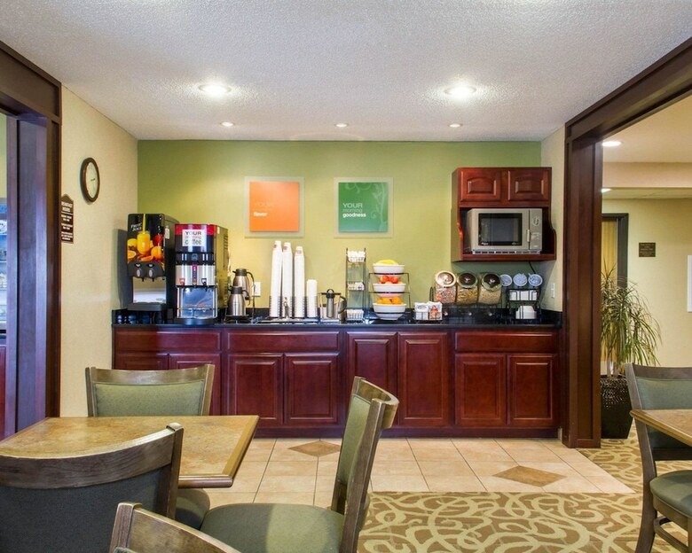Hotel Comfort Inn