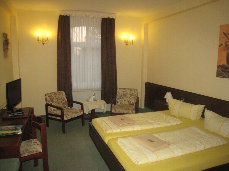 Hotel Sch�ne Aussicht