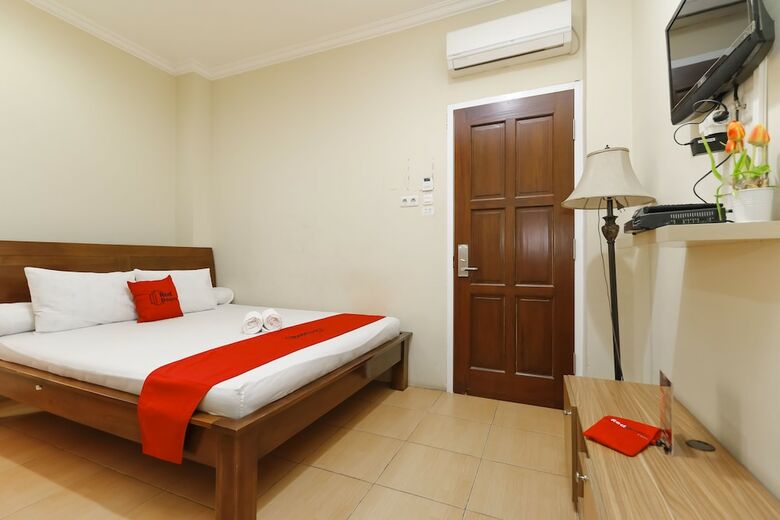 Hotel Reddoorz @ Kwitang