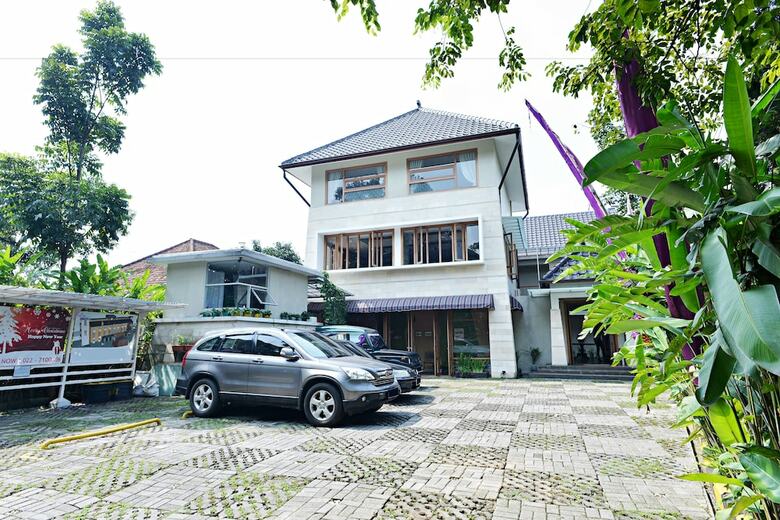 Hotel Zen Rooms Cibeunying Riau