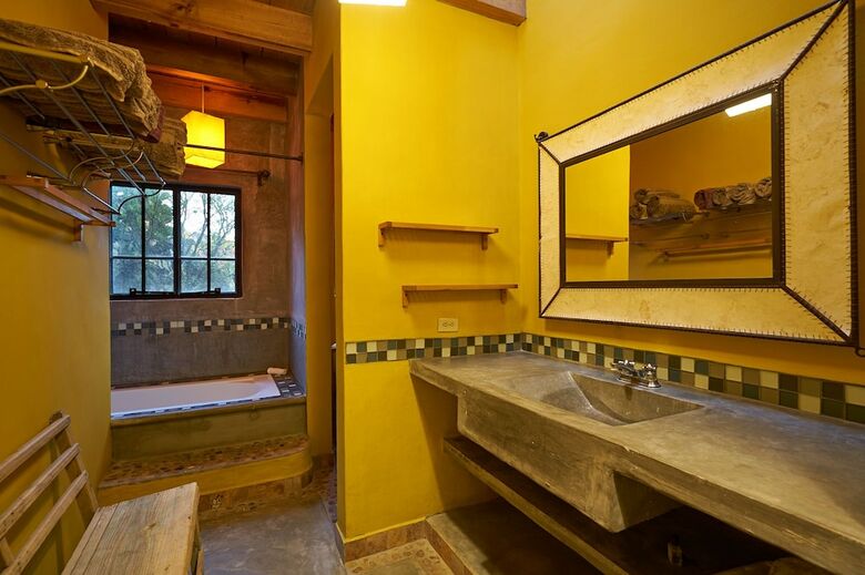 Hotel Sagrada Retreat