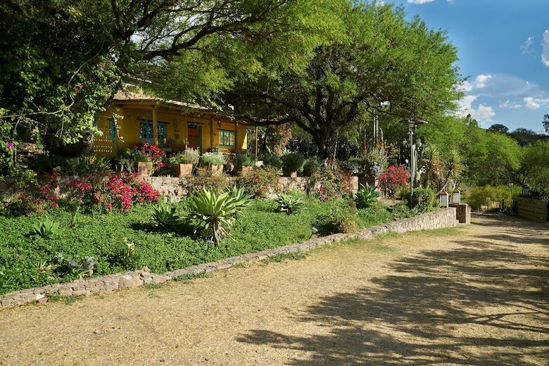 Hotel Sagrada Retreat