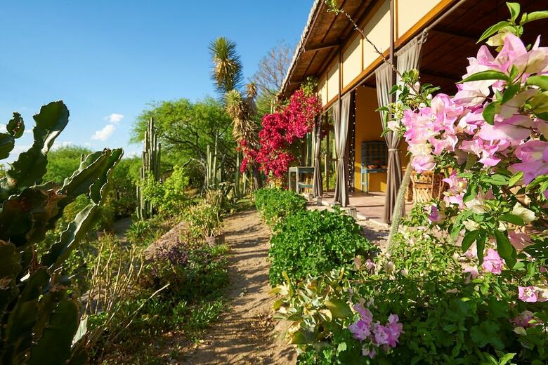 Hotel Sagrada Retreat