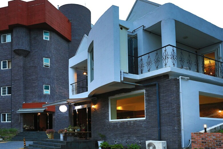 Hotel Hill House Park