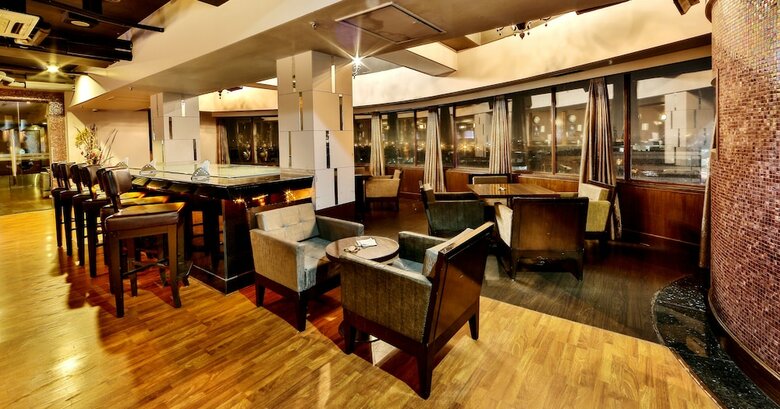 Hotel Regenta Central Klassik