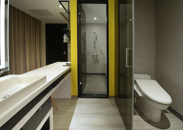 Uinn Business Hotel - Taipei Shilin
