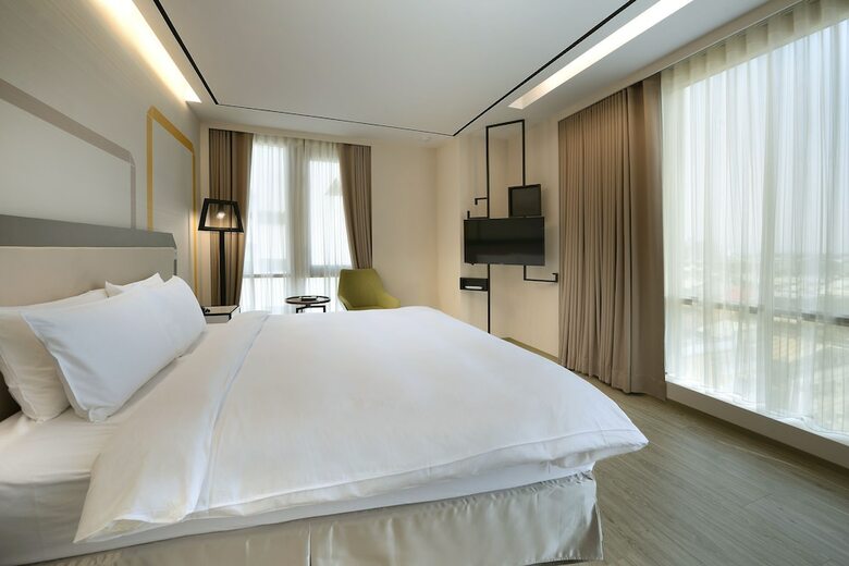 Uinn Business Hotel - Taipei Shilin