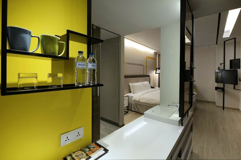 Uinn Business Hotel - Taipei Shilin