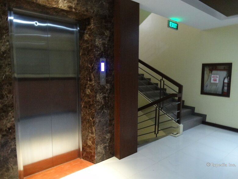 Star Hotel