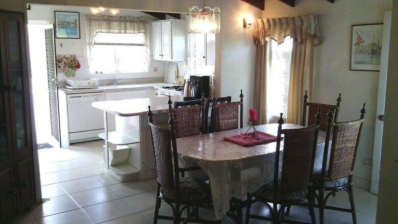 Residencia Morris Apartments