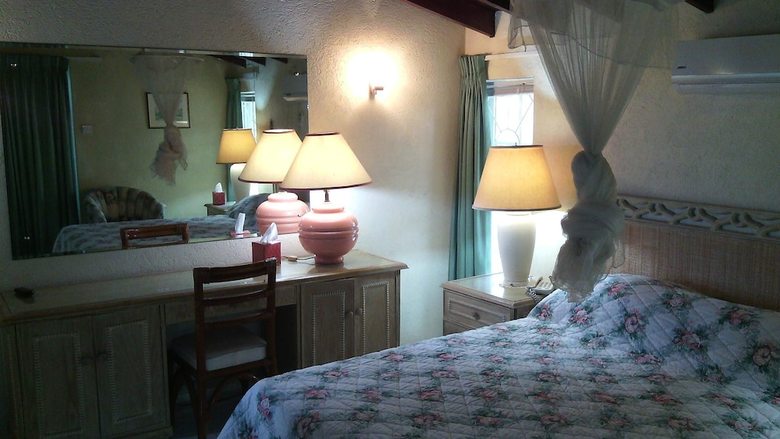 Residencia Morris Apartments
