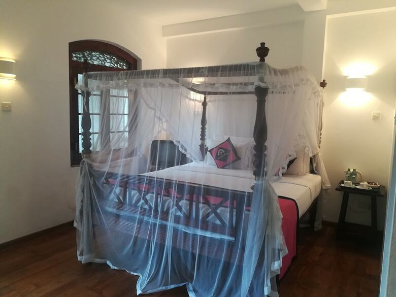The Villa Hotel