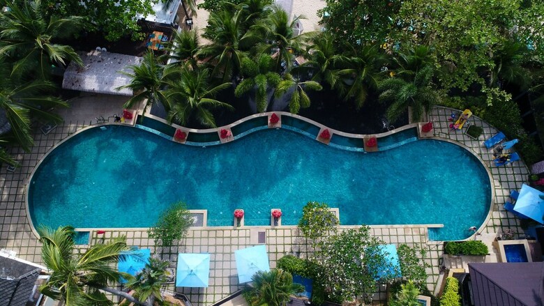 Apartamento Andaman White Beach Resort