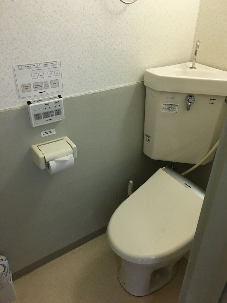 Business Hotel Shin-okubo Sekitei