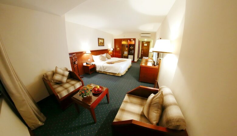 Nam Cuong Hai Phong Hotel