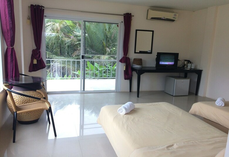 Hotel Oyo 619 Water Palm Resort