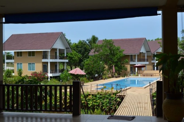 Hotel Oyo 619 Water Palm Resort