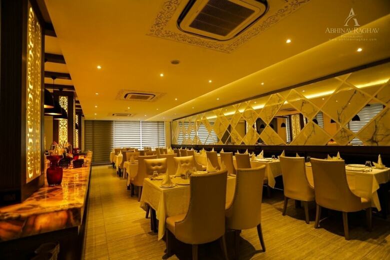Mango Hotel Agra