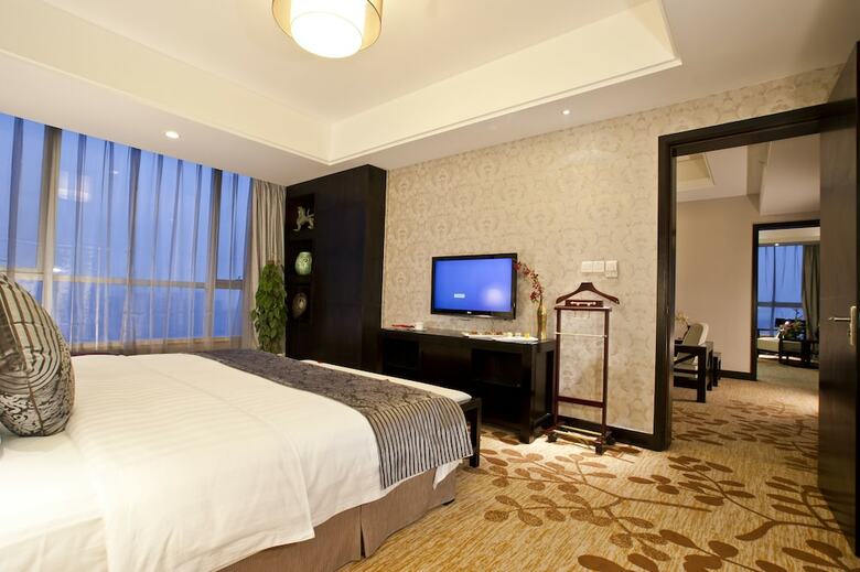 Nade Freedom Hotel