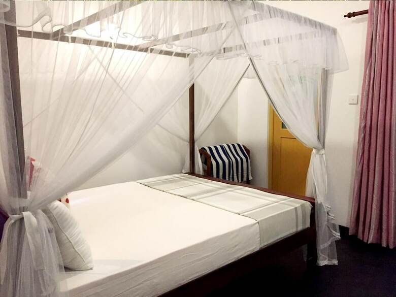 Hotel Damith Tourist Inn