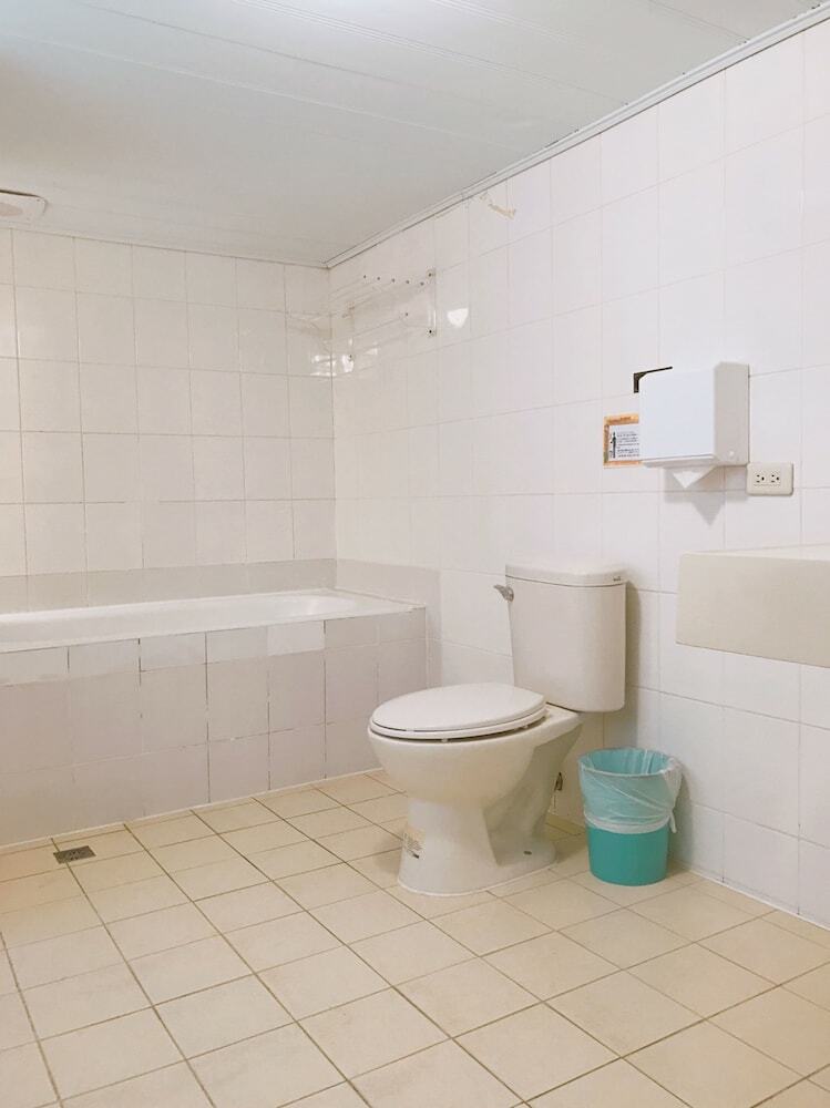 Liuhe Su Hotels