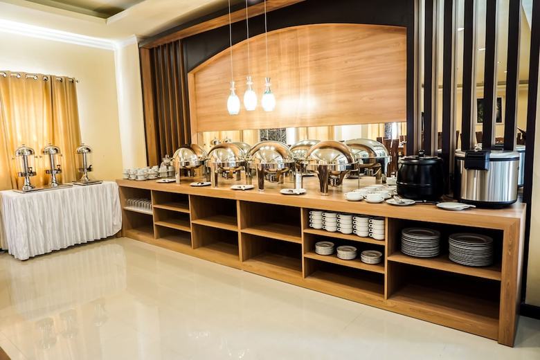 Grand Madani Hotel By Prasanthi Syari'ah