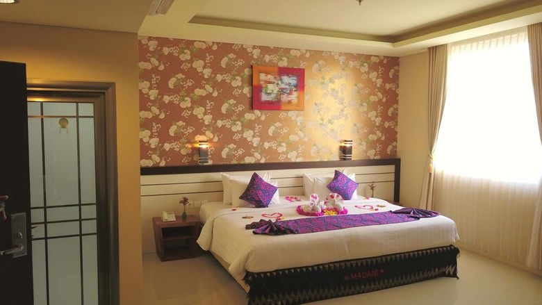 Grand Madani Hotel By Prasanthi Syari'ah