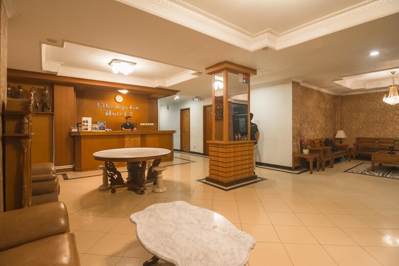 Hotel Reddoorz Near Cihampelas Walk