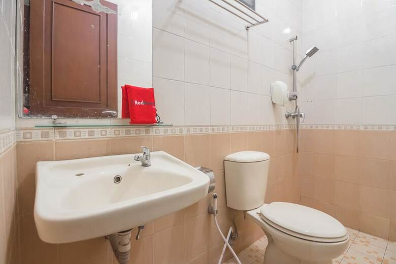Hotel Reddoorz Near Cihampelas Walk