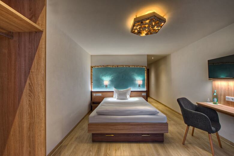 Hotel K�nigshof Health & View