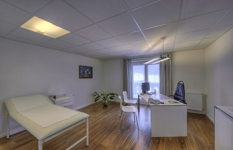 Hotel K�nigshof Health & View