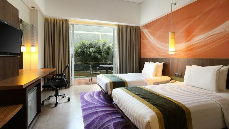 Hotel Holiday Inn Bandung Pasteur