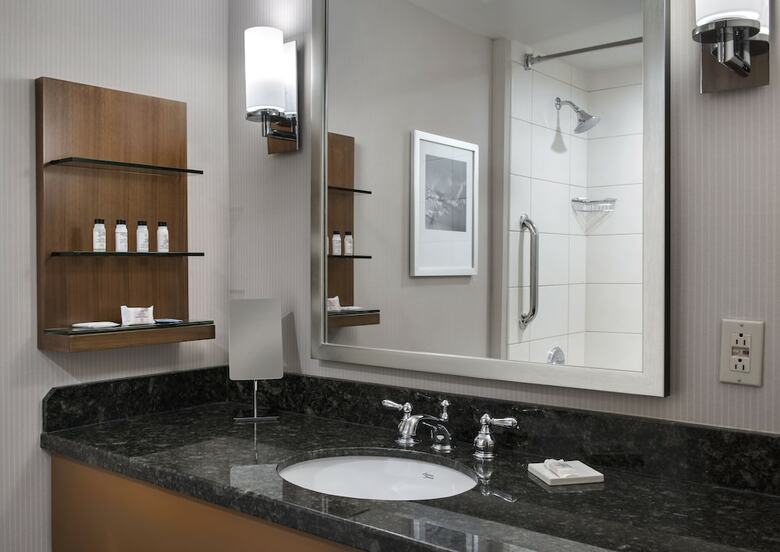 Delta Hotel By Marriott Racine