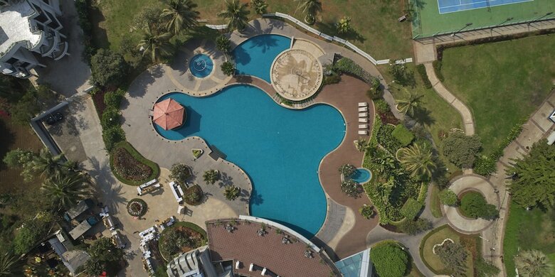 Hotel Eskay Resorts