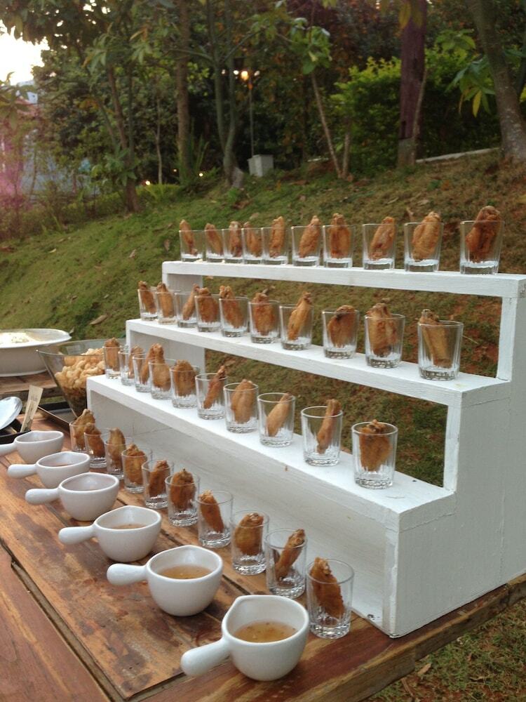Hotel Mok Far Mont Ngo Resort