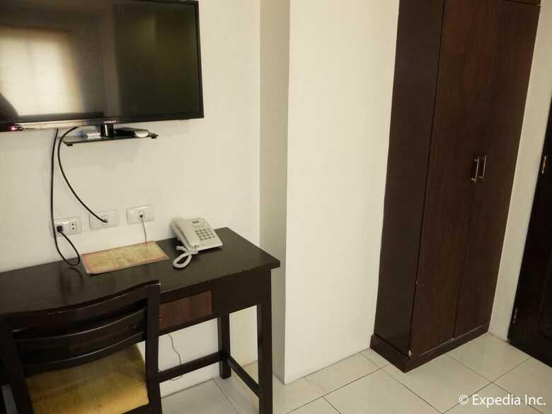 Imerex Plaza Hotel
