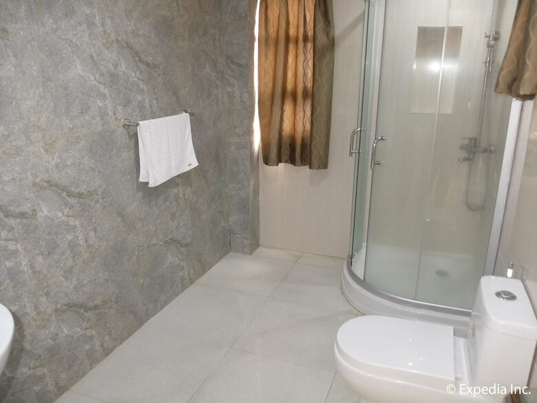 Imerex Plaza Hotel
