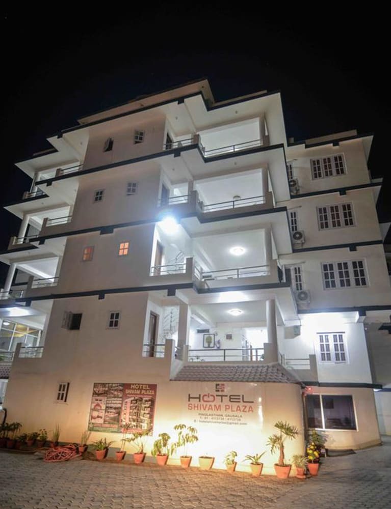 Hotel Shivam Plaza