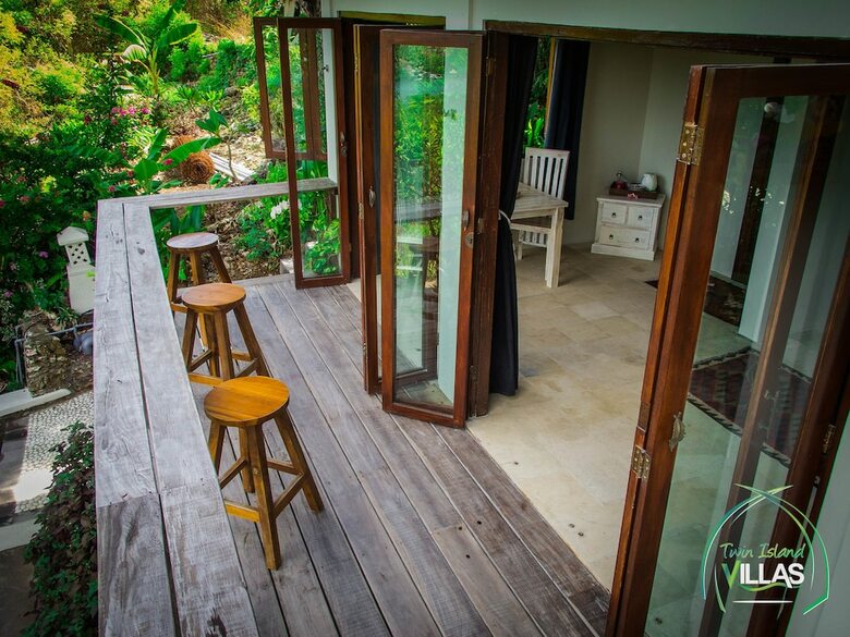 Hotel Twin Island Villas & Dive Resort