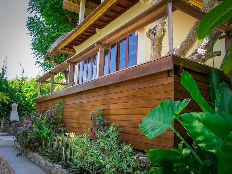 Hotel Twin Island Villas & Dive Resort