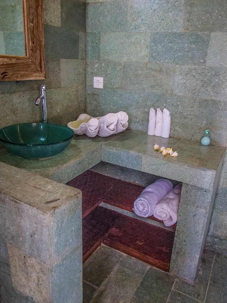 Hotel Twin Island Villas & Dive Resort