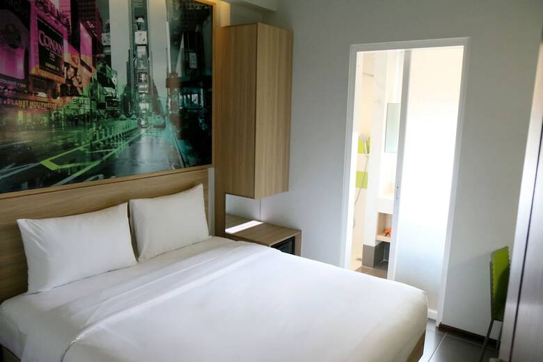 Cleo Hotel Jemursari