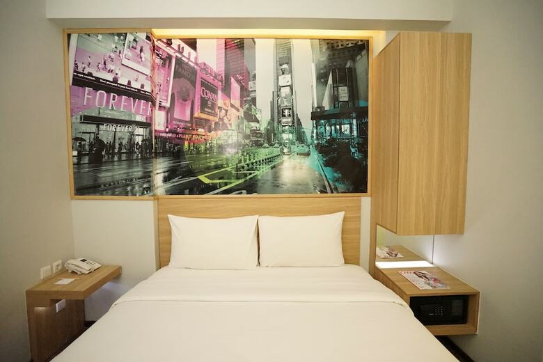 Cleo Hotel Jemursari